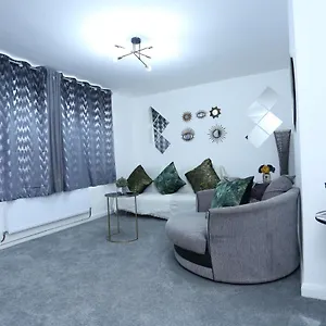 Apartment Abbeywood Station House, London